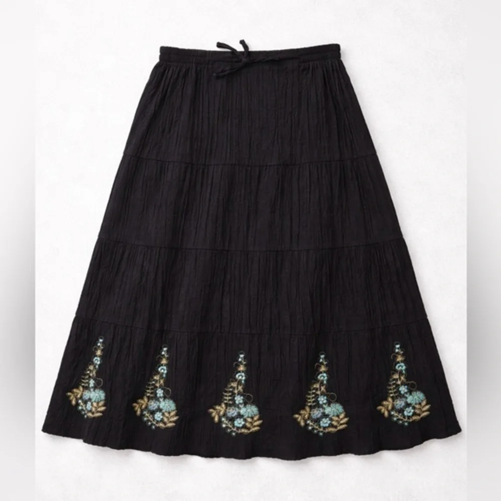 Vintage Black Embroidered Tiered Midi Skirt Size Large
